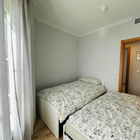 Apartamento Parque Miraflores Cordoba Luaran gambar